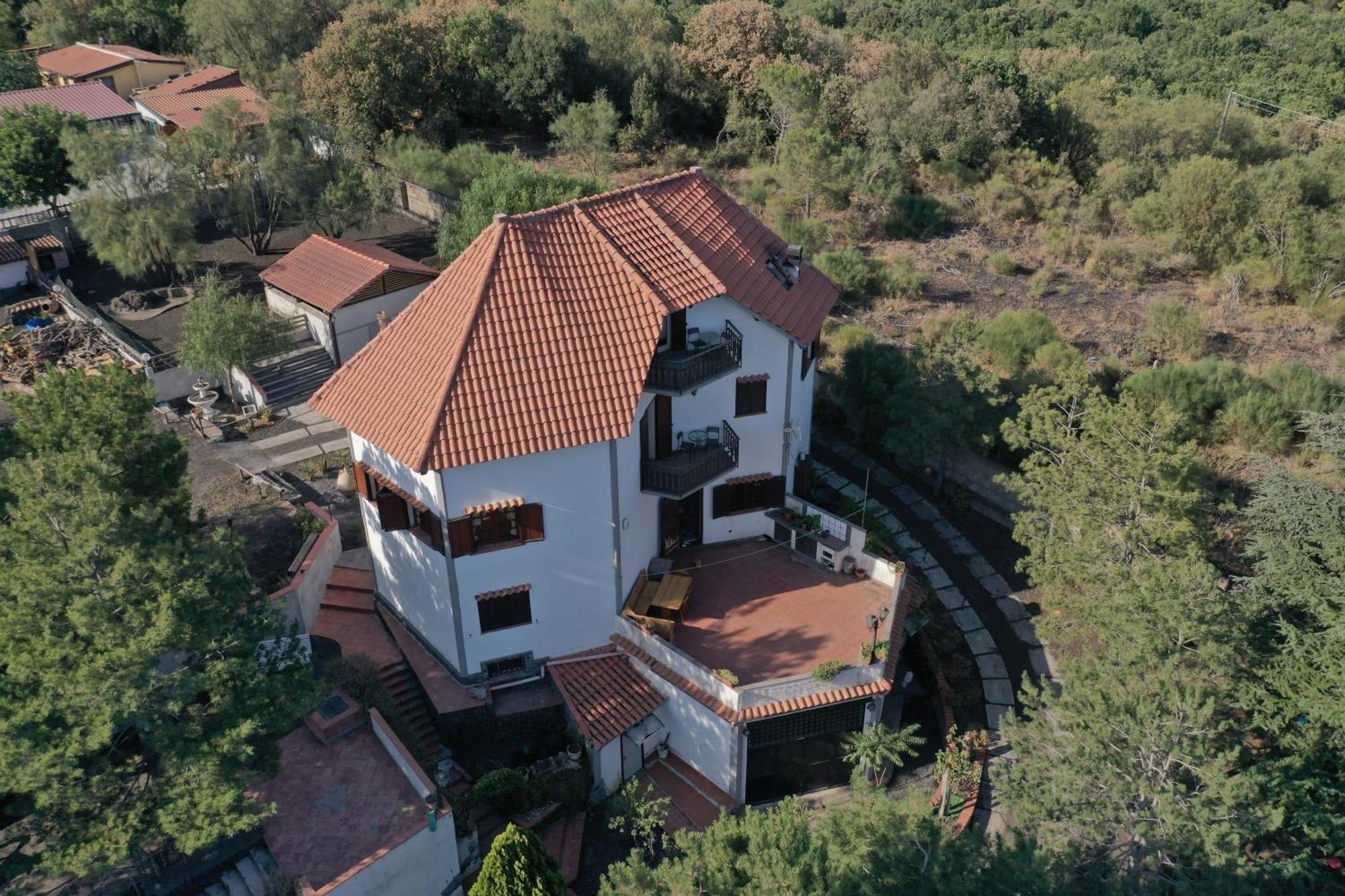 Villa Joele Nicolosi Bagian luar foto